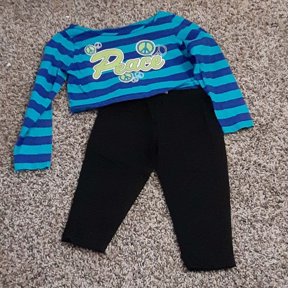 So Jennie cropped top with Capri leggings size 6X